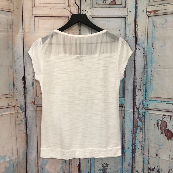 Ann Taylor white top size small - Picture 3 of 3